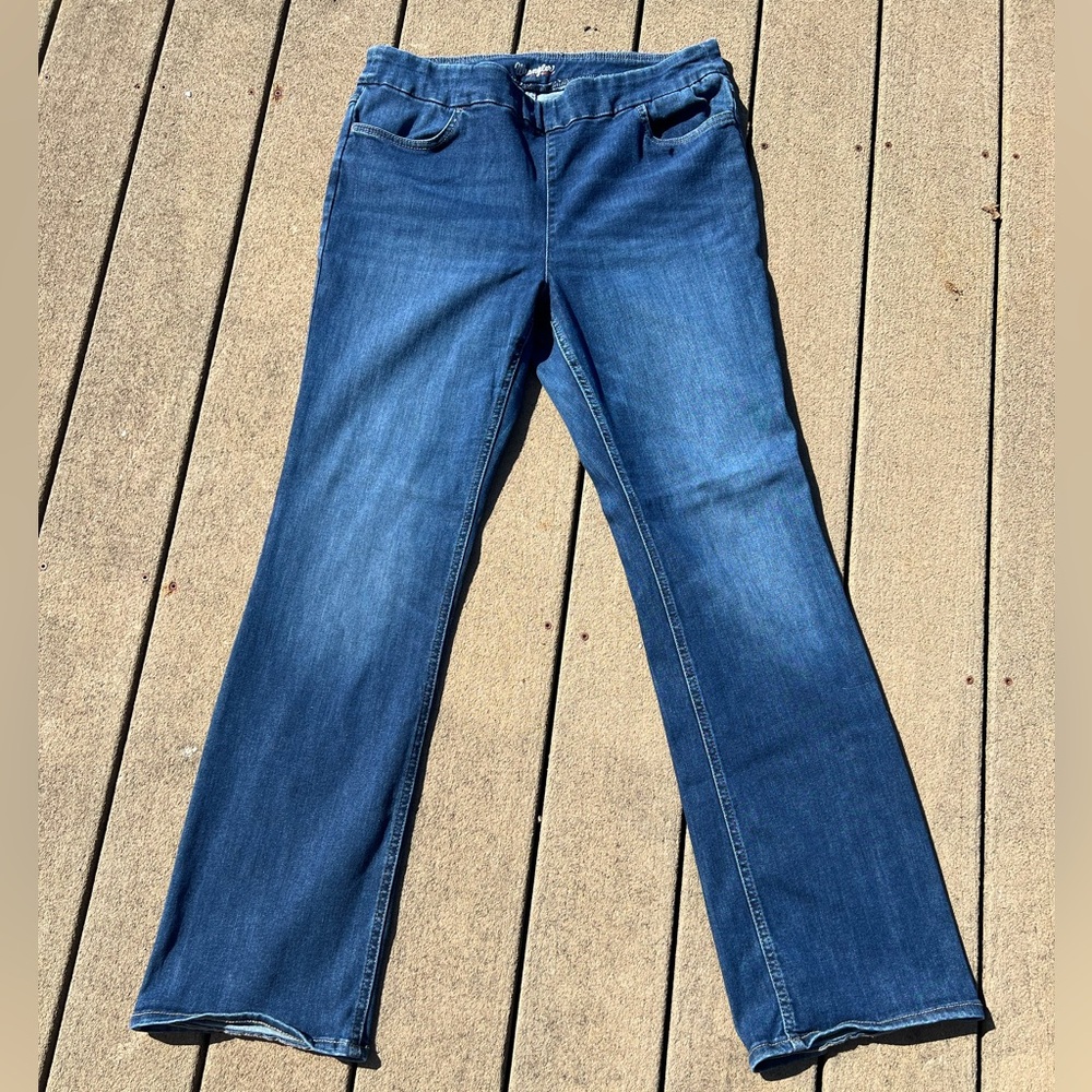 Women’s Wrangler stretchy jeans xl regular length